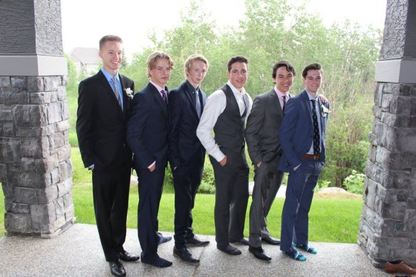 Some friends just never ever forget.  Sure do love these man cubs...